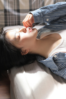 廉政追缉令